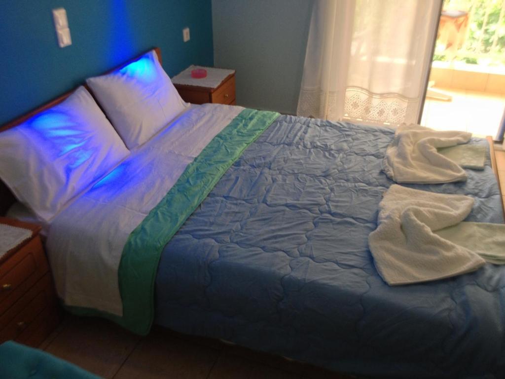 Kostas Rooms ヴォトシ 部屋 写真